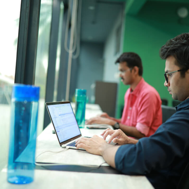 Managed Office vs Coworking Space: Key Differences, Costs & What to Choose